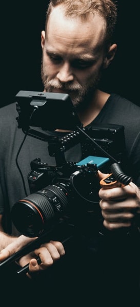 Man holding a camera